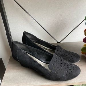 Wedged closed toe sandals